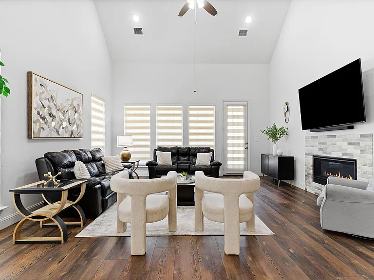 12543 Mercer Pkwy — Photo 14