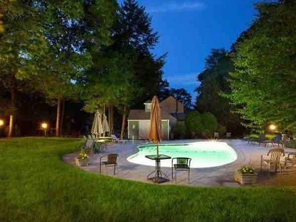 2nd image of 47 Rockwood Ln