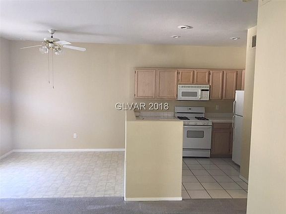 4th image of 5920 Vegas Dr #0
