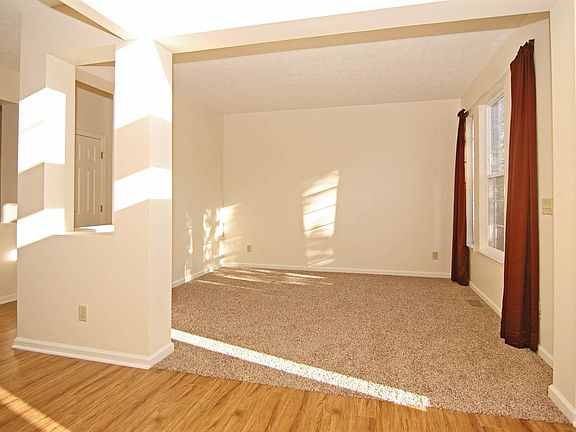 5th image of 6693 Amherst Way
