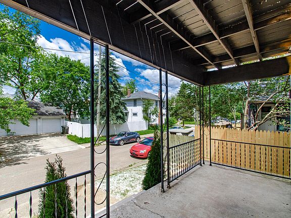 4th image of 2406 Findley Ave #2408