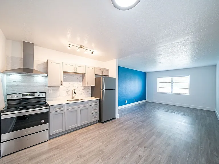 Keybay Apartments — Photo 5
