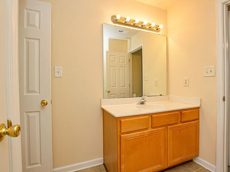 8415 Spirea Ct — Photo 18