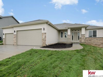 17249 Colony Dr, Omaha, NE, 68136