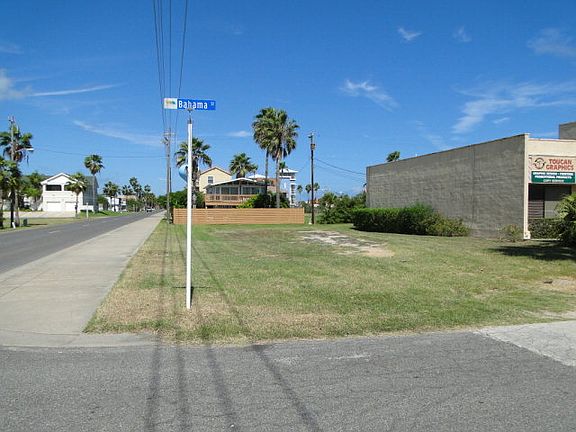 5th image of Bahama St
