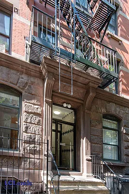 Rented by LC Lemle Real Estate Group | media 19