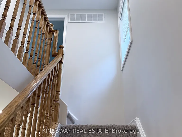 3123 Bartholomew Cres — Photo 17