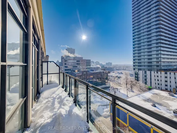 404 King St W, Kitchener, ON