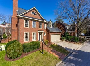 1237 Village Run, Atlanta, GA 30319