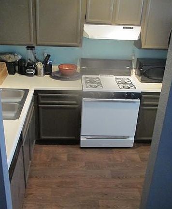 3rd image of 317 61st St