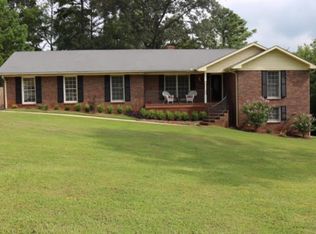 322 Ridgedale Dr SE, Silver Creek, GA 30173