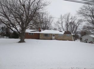 3745 Easton St NE, Canton, OH