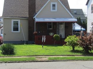 8540 253rd St, Bellerose, NY 11426