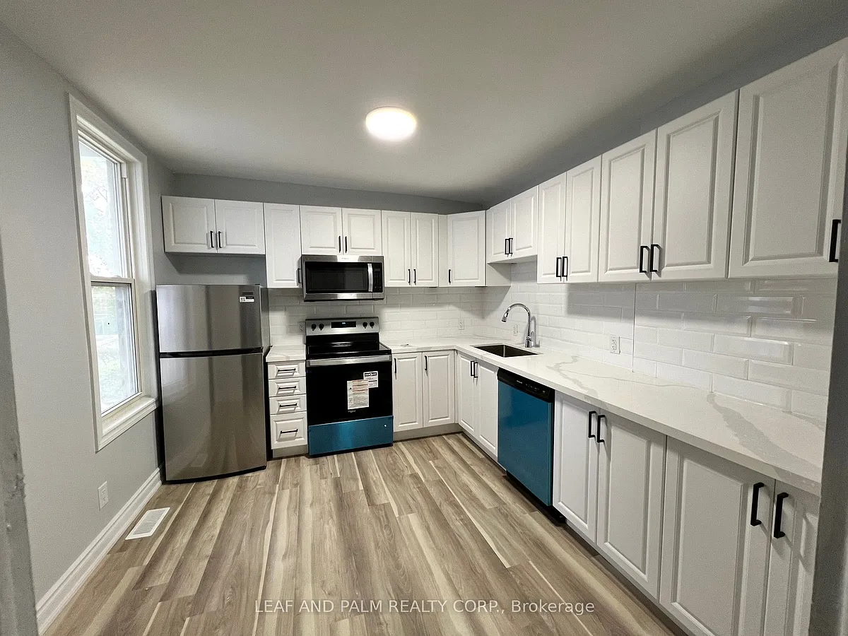 Building Photo - 4233 Huron St #2