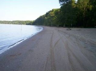 118 Cypress Ln, Spring Grove, VA 23881