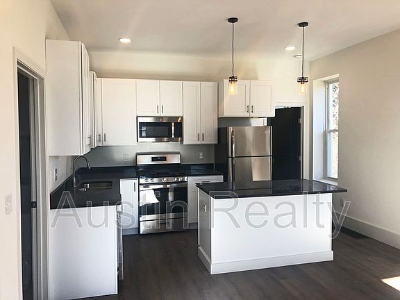 2nd image of 6841 Waldemar Ave
