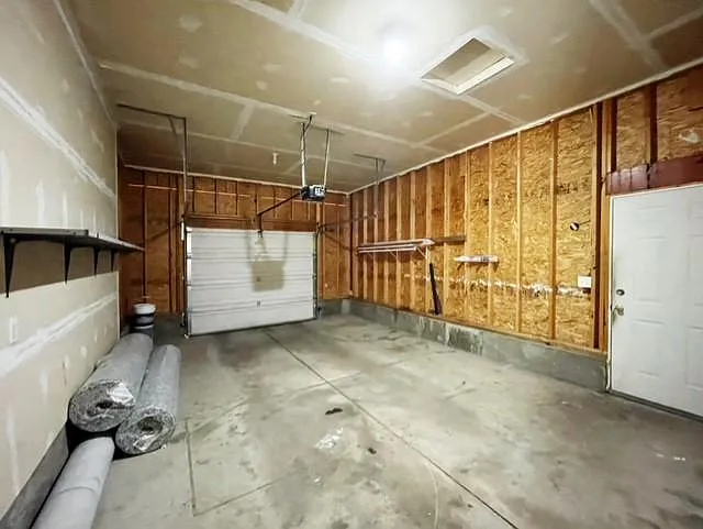 1836 Franklin St — Photo 23