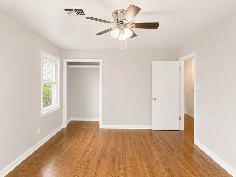 4713 N Harvey Pkwy — Photo 15