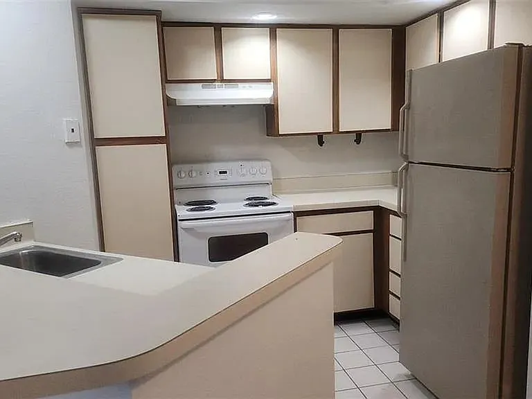 5713 Gatlin Ave #216 — Photo 8