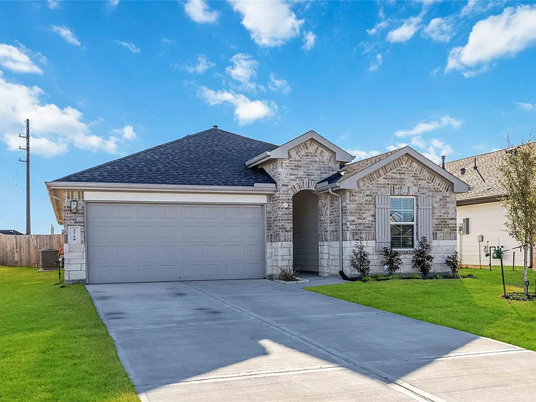 3719 Lanercost Ln — Photo 2