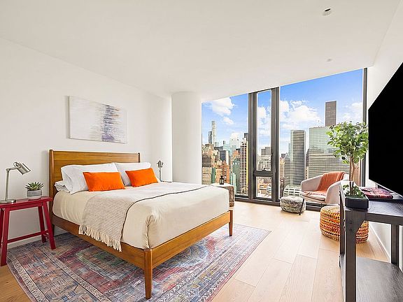 5th image of 695 1st Ave #35J