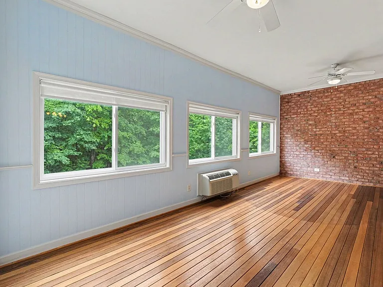 10 Piper Pl — Photo 16