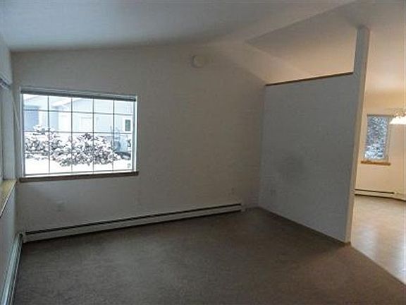 5th image of 4385 Driftwood Ct