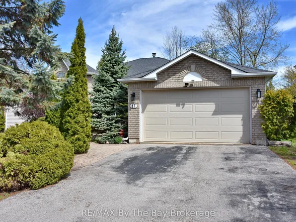 17 Acorn Cres, Wasaga Beach, ON L9Z 1L6
