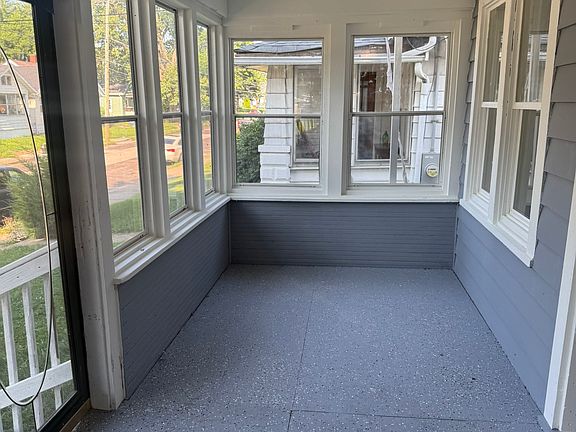 2nd image of 1004 E Virginia Ave