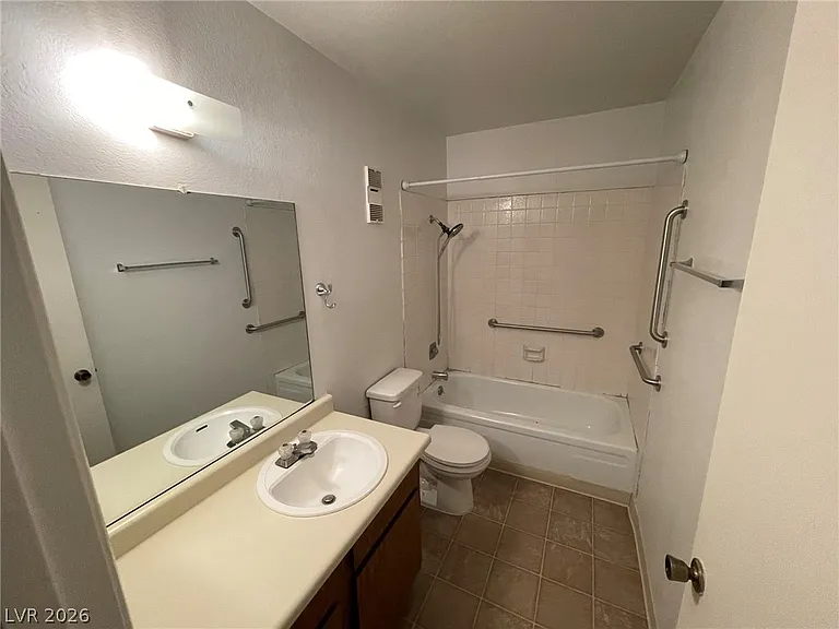 1303 Darlene Way #202A — Photo 9