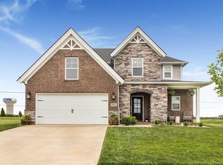 465 Leonatus Ct, Bowling Green, KY 42104