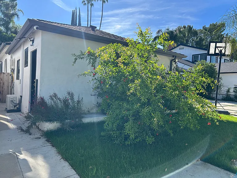 4912 Alonzo Ave — Photo 14
