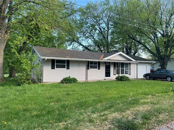 210 Scenic Dr, Elsberry, MO 63343