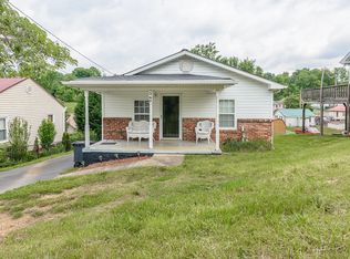 369 Lynn Ave, Kingsport, TN 37665