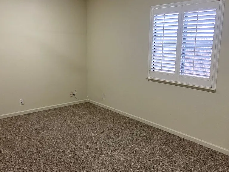 109 Stoney Hill Dr — Photo 15