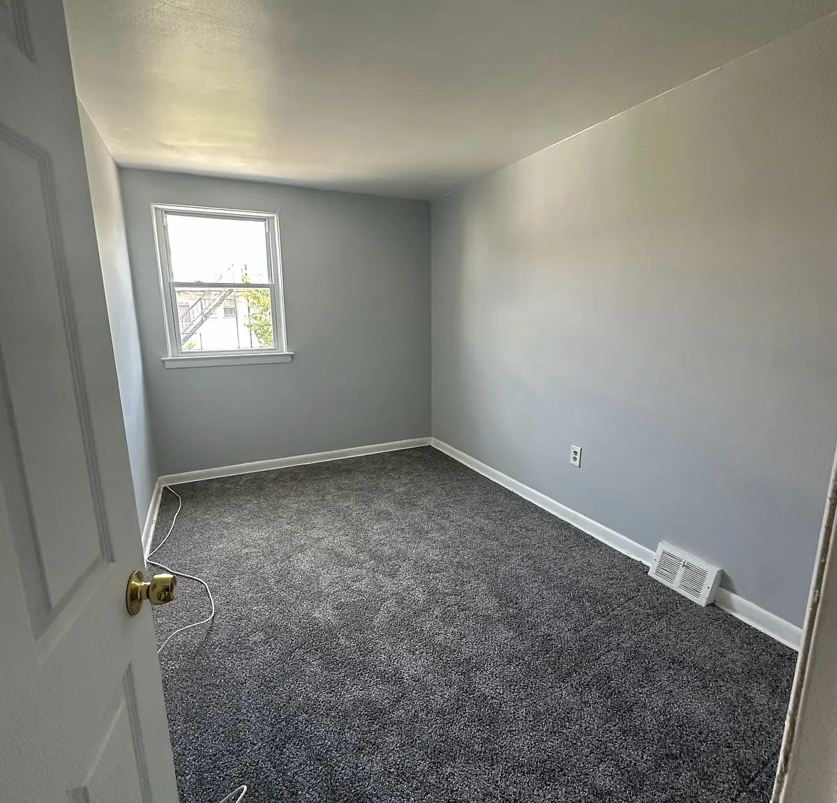 3720 Berry Ave — Photo 4