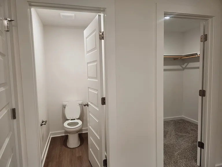 6336 Warwick Dr — Photo 13