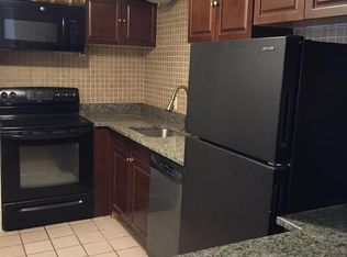 688 Boston Post Rd E APT 108, Marlborough, MA 01752