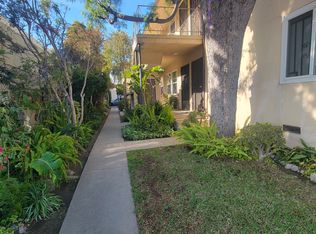 1613 Hillhurst Ave #4, Los Angeles, CA 90027