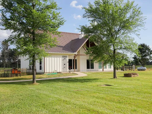 710 Timber Ranch Rd, Apple Springs, TX 75926