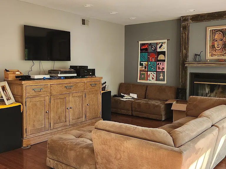 959 S Braddock Ave — Photo 16