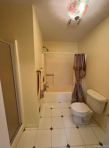 2 bed, 3.0 bath, 1000 sqft, $4,350 — Photo 2