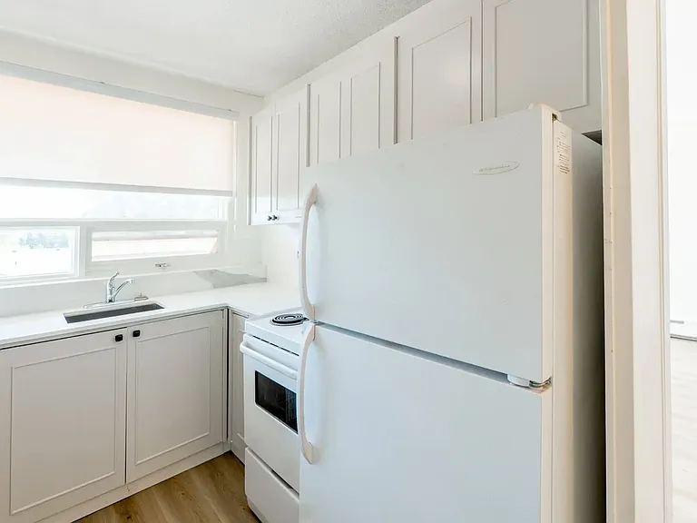 815 50th Ave SW — Photo 57