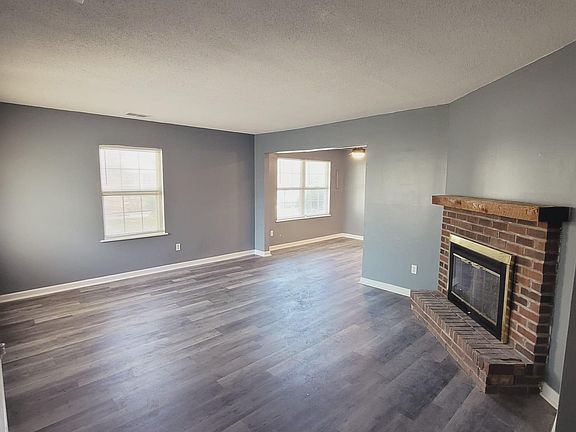 2nd image of 6917 Wildwood Ct