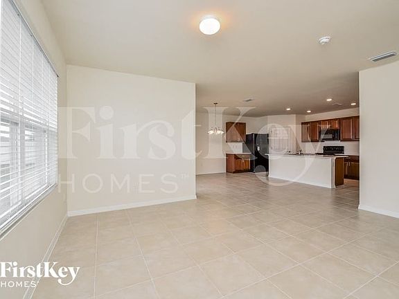 2nd image of 209 SW 20th St