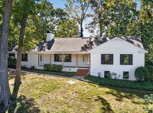 356 7th Ave NE, Hickory, NC 28601