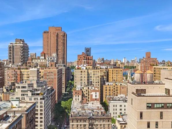 181 East 90th Street image 4 of 14