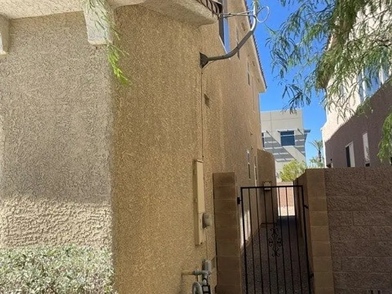 5298 Caprock Canyon Ave — Photo 2