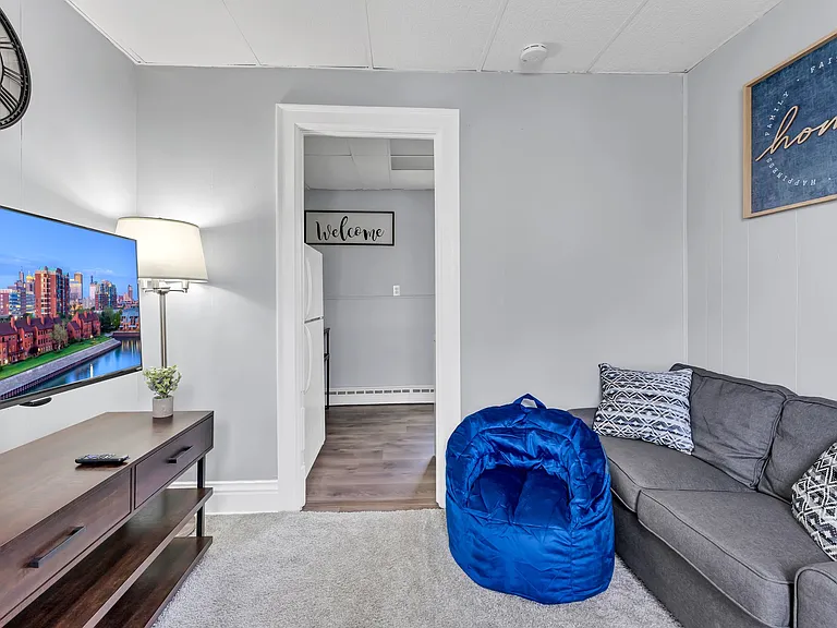 77 Union St #1 — Photo 9