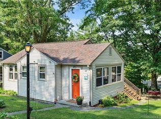 48 Lookout Dr, East Haddam, CT 06423